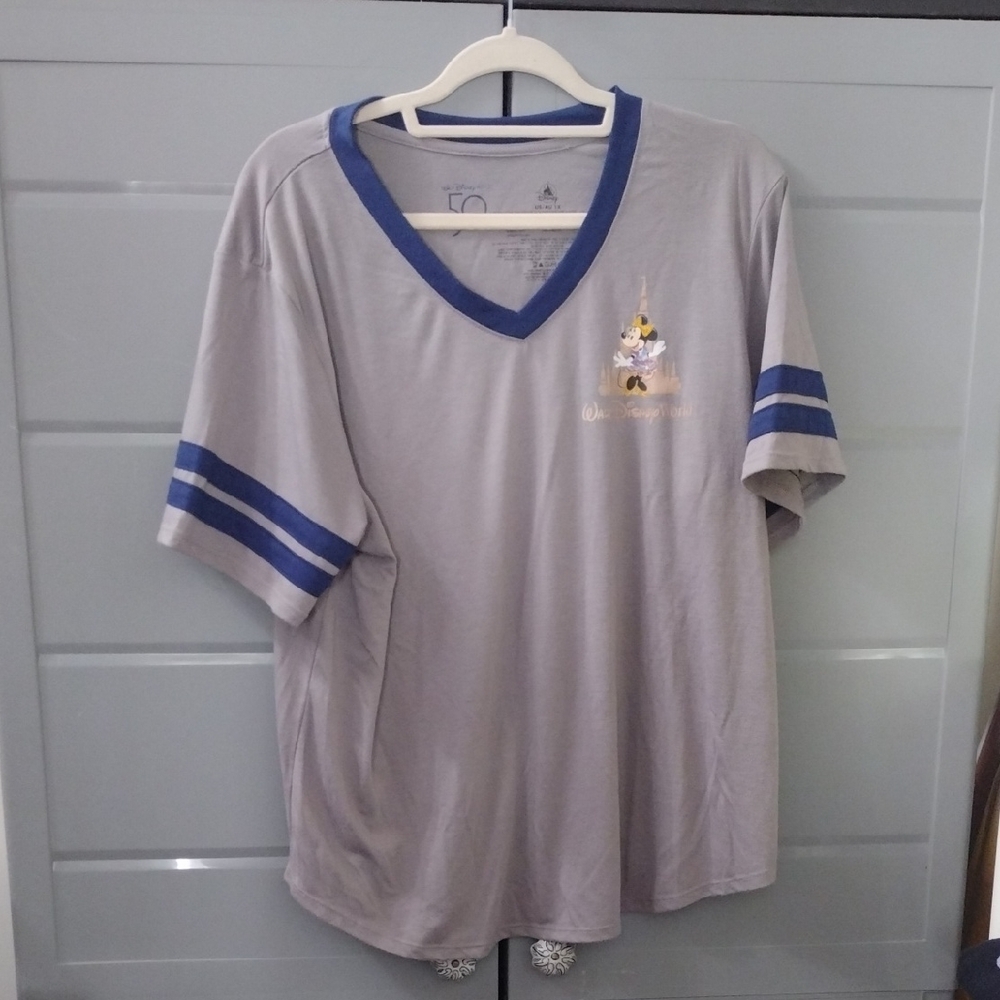 1x Disney Gray Tee with Blue Trim, Minnie Mouse